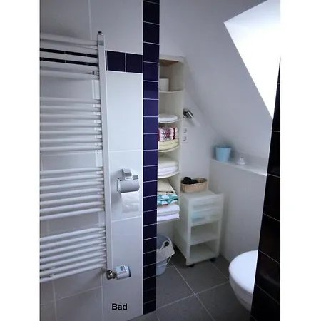 Time Out Zu2! Modern Retreat